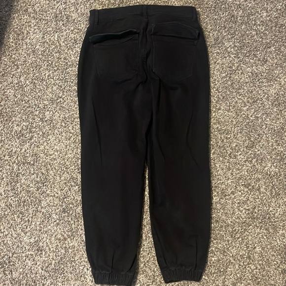 Express Black Cargo Pants *used, no damage size 6 - Picture 2 of 5